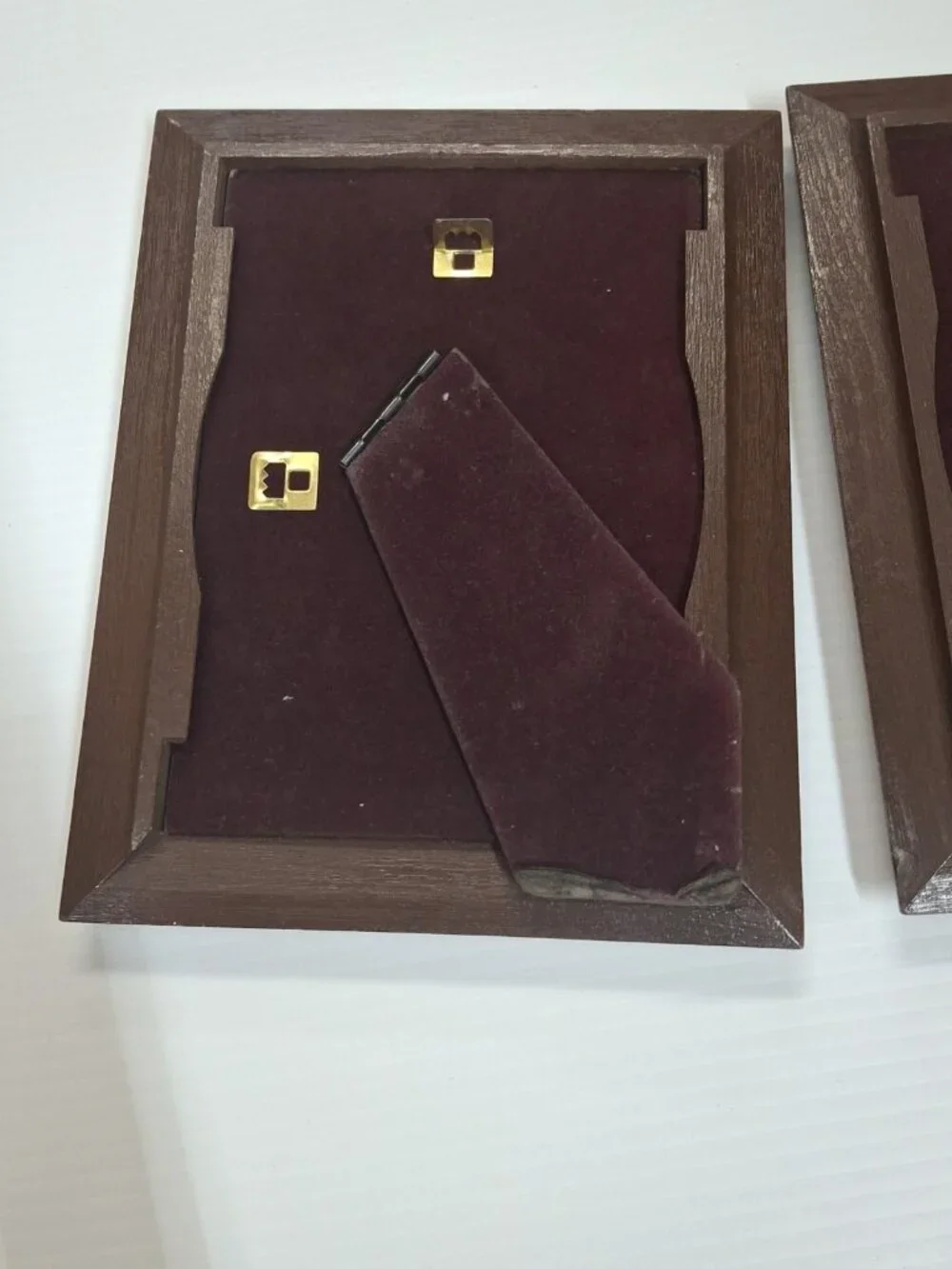 Vtg Ornate Picture Frame Pair- Convex Bubble - 5x7 - Plastic-Brown